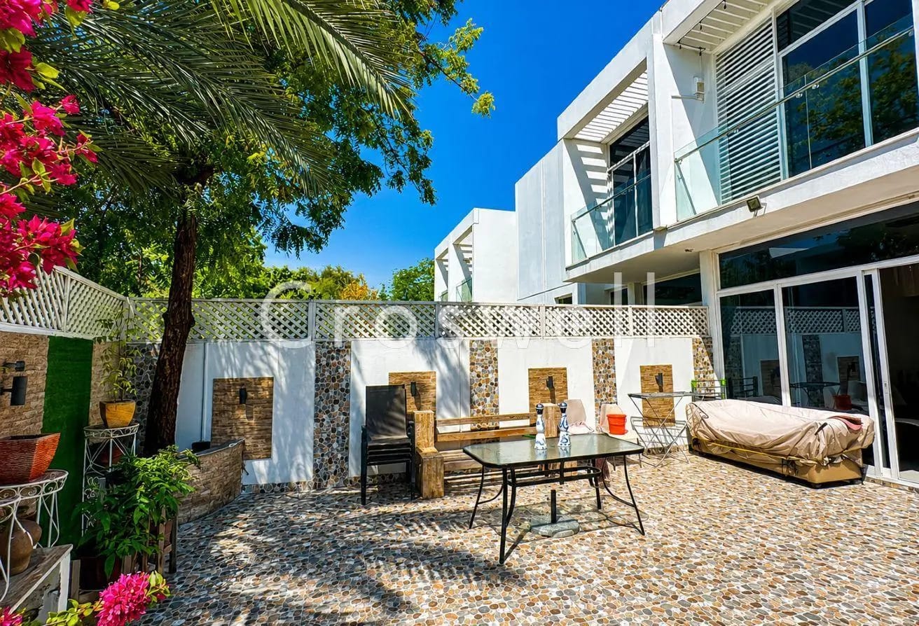 Fully Furnished | Type A | Close Park and Pool