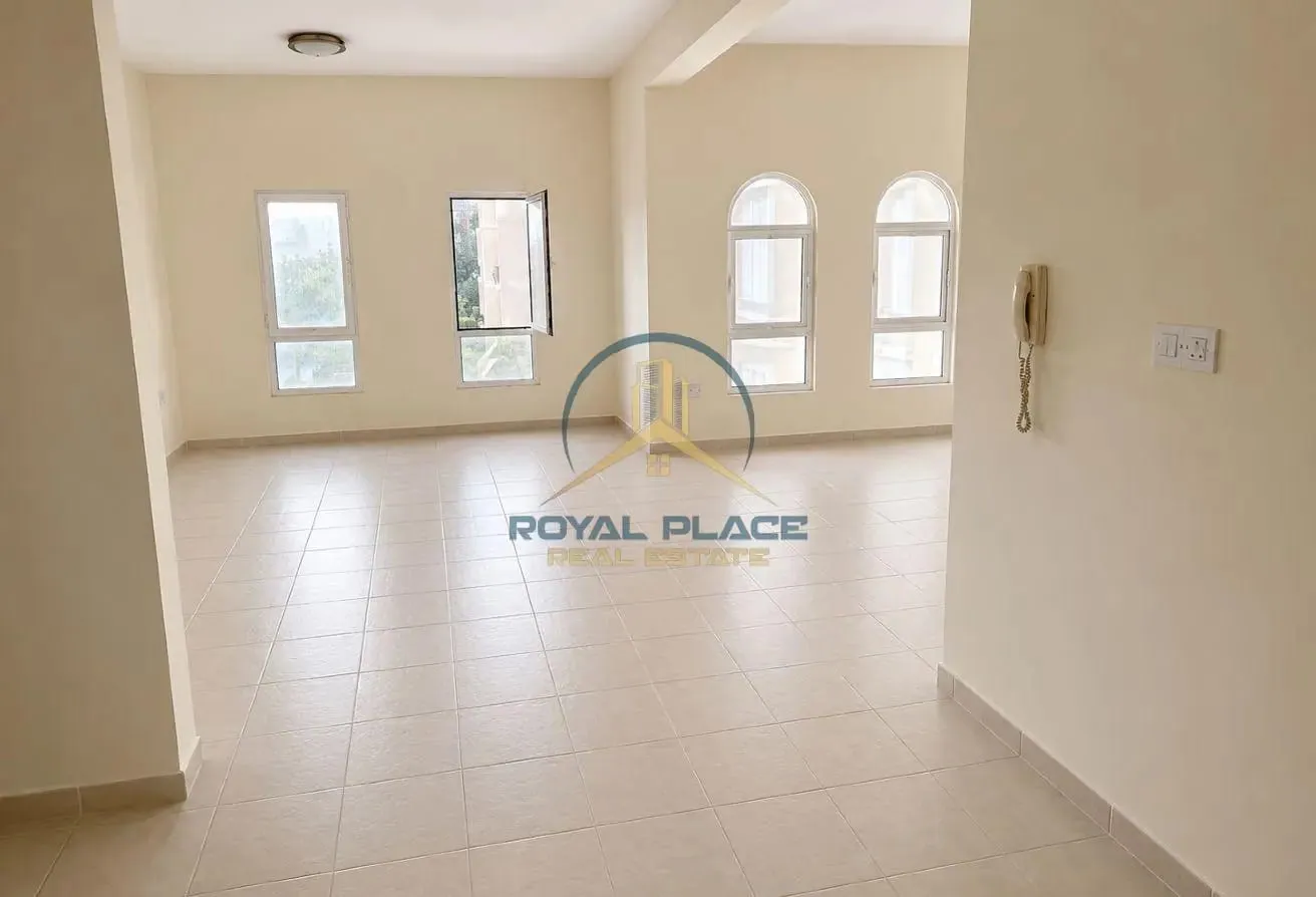 2bhk | Vacant | spacious | close to metro