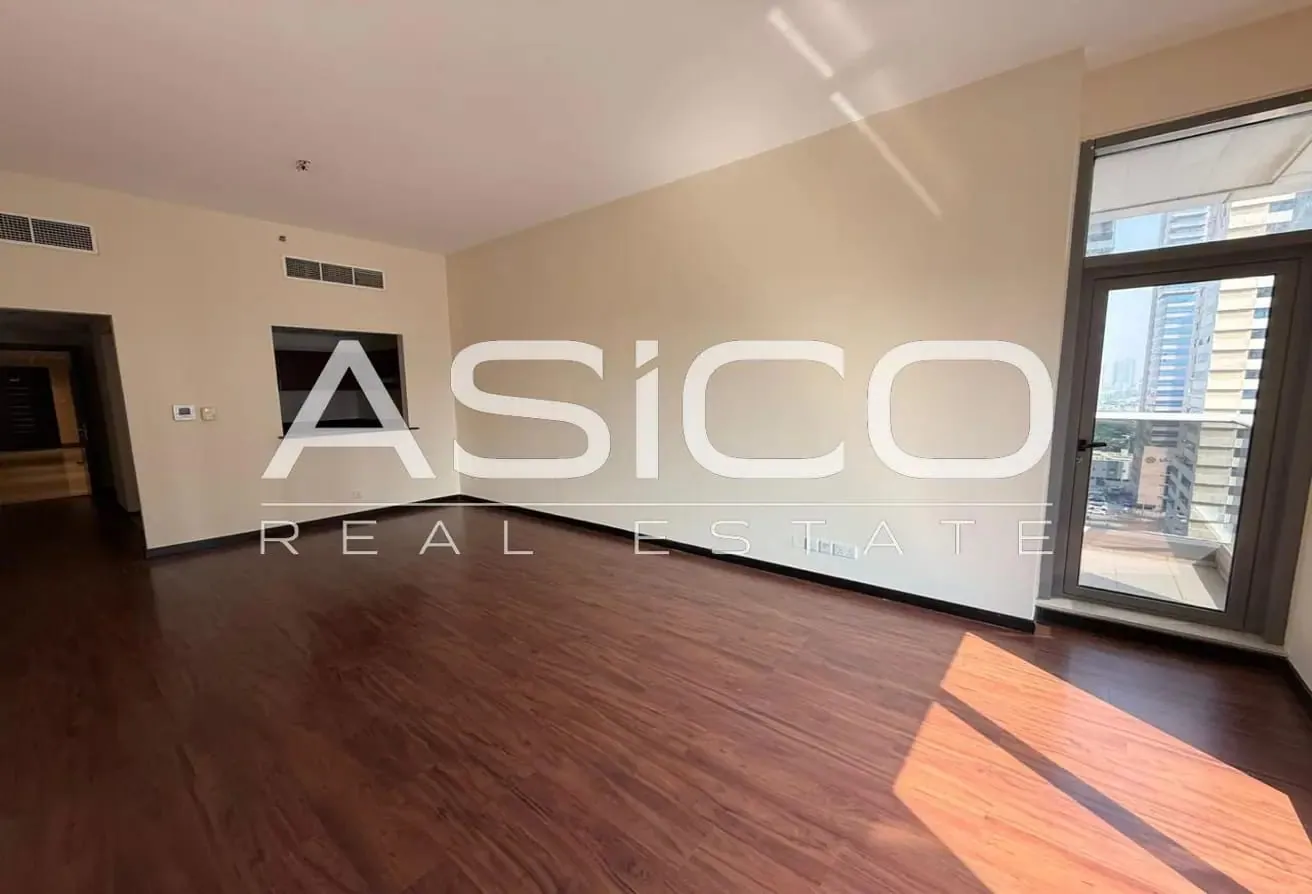 Spacious 1BR | Green Lakes S1 | Sale