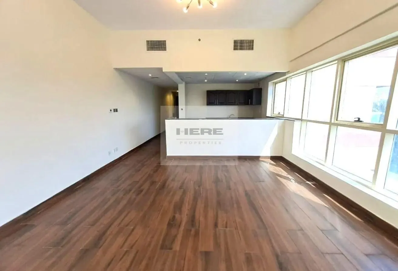 Upgraded 1 BR | Investment Unit | Rented Property