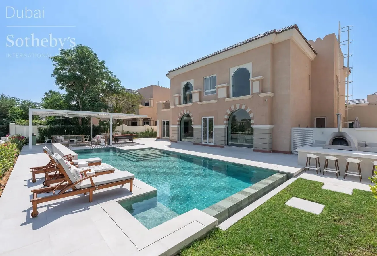 Fully Renovated Villa in Victory Heights