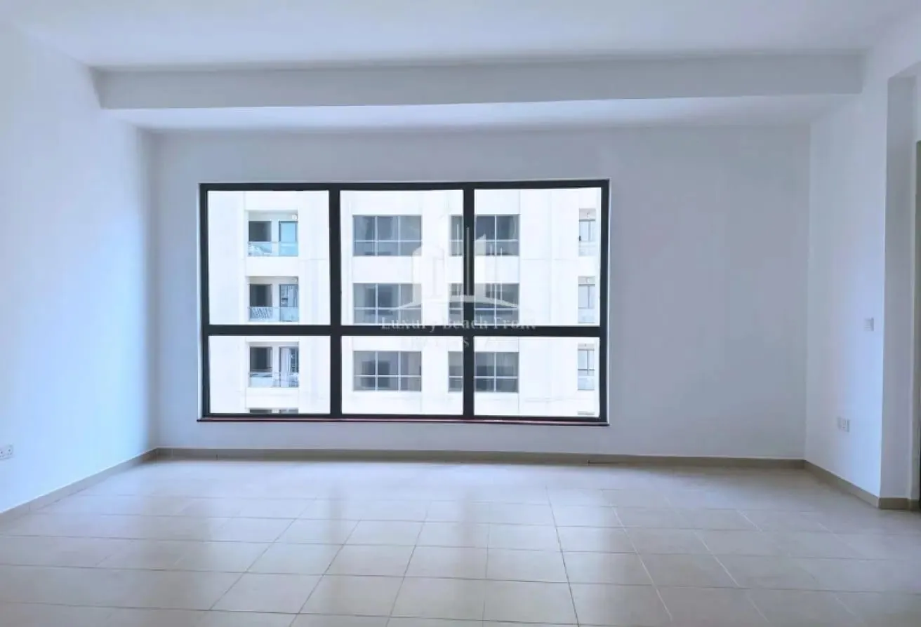 High Floor | Sea and Marina View | Vacant