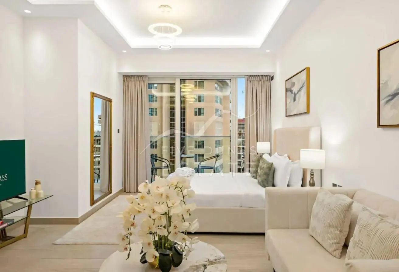 Fully Furnished | Canal View | Smart Home | Vacant