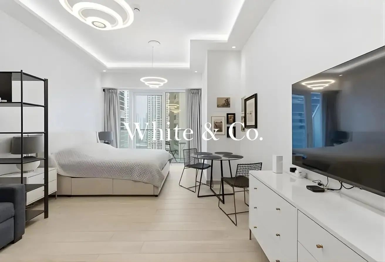 High Floor | Upgraded | Vacant