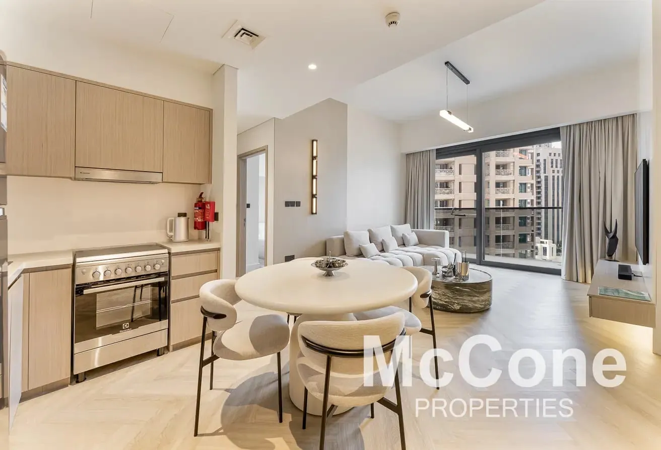 Vacant | Upgraded | Fully Furnished