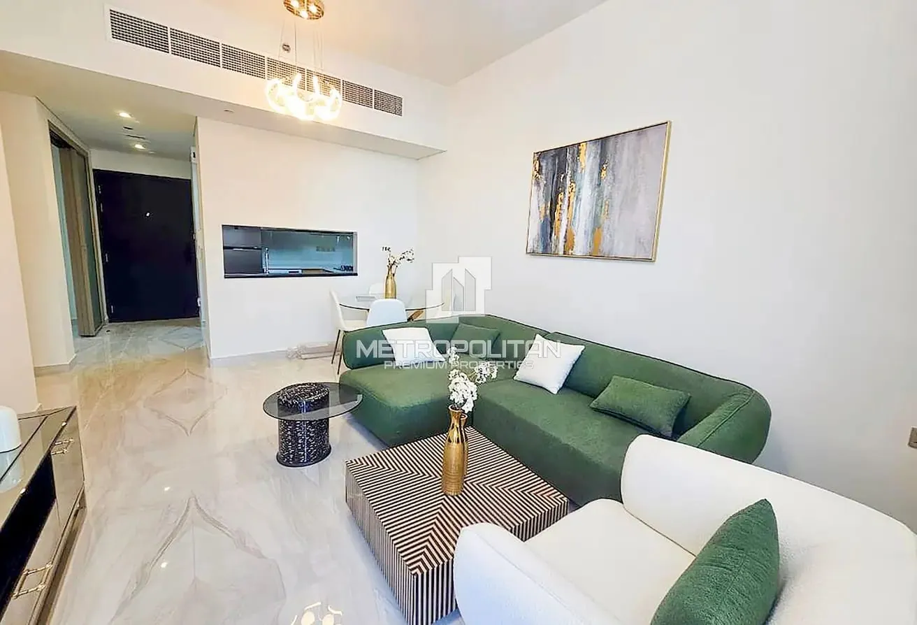 Premier Apartment | Furnished | Close to Highway