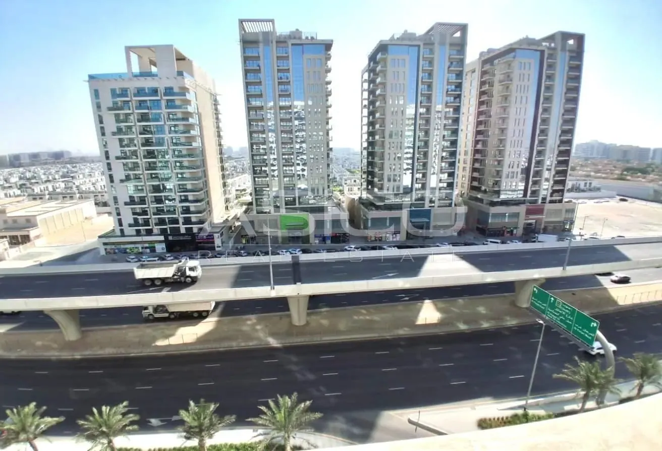 Vacant Furnished Studio | Azizi Star | Al Furjan