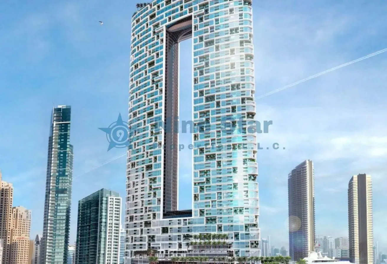 1100 S Q F T / HIGH FLOOR / SEA & MARINA VIEW