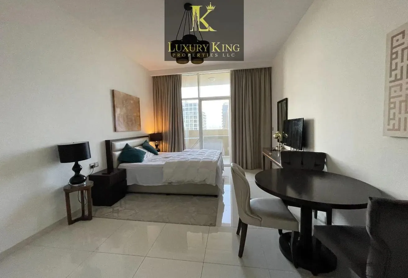 VACANT + MID FLOOR + LARGE SIZE + BURJ VIEW