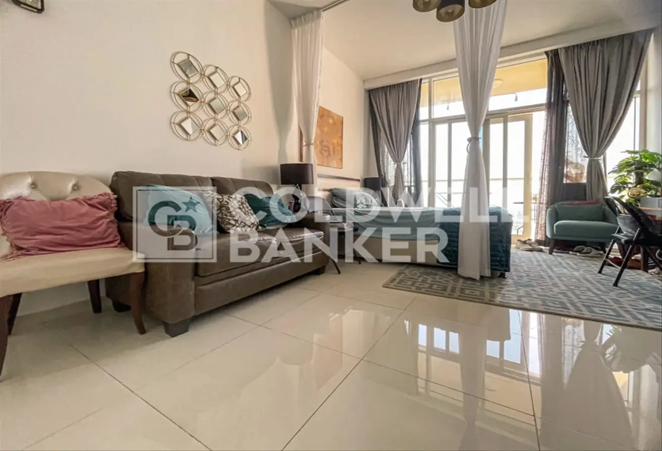Fully Furnished | High Floor | Downtown View