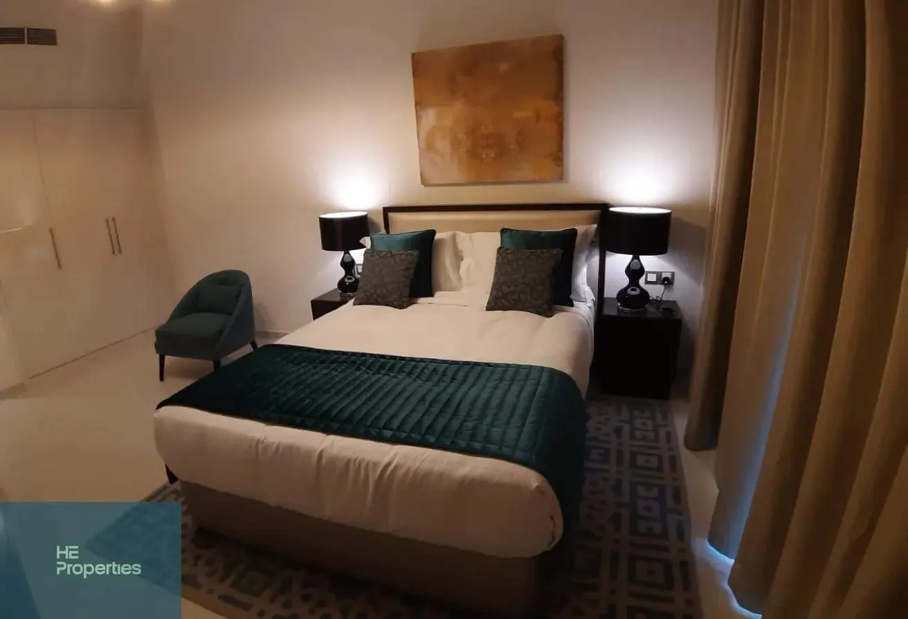 Ready to Move-High Floor-Amazing Location