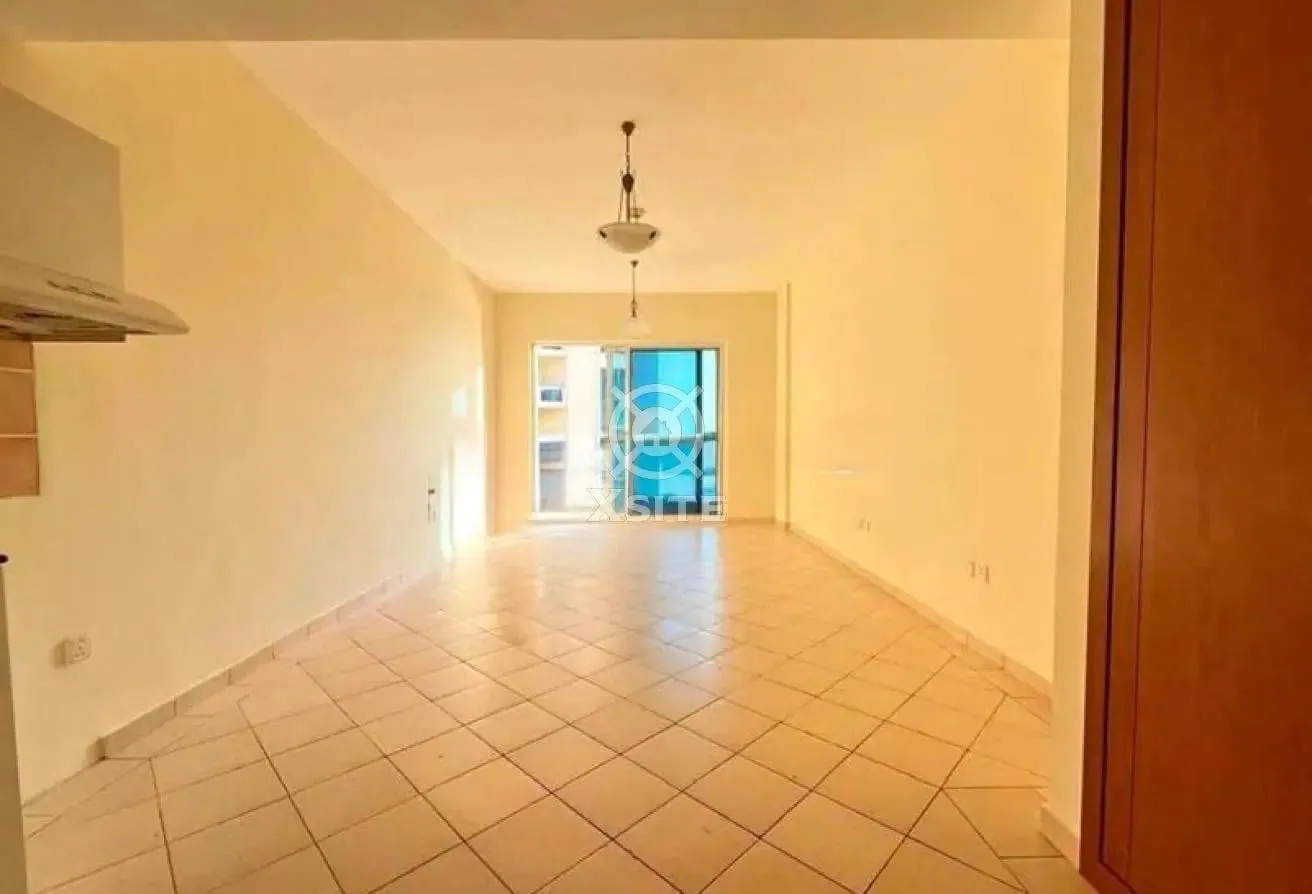 Spacious Studio | Lake View | Perfect Investment