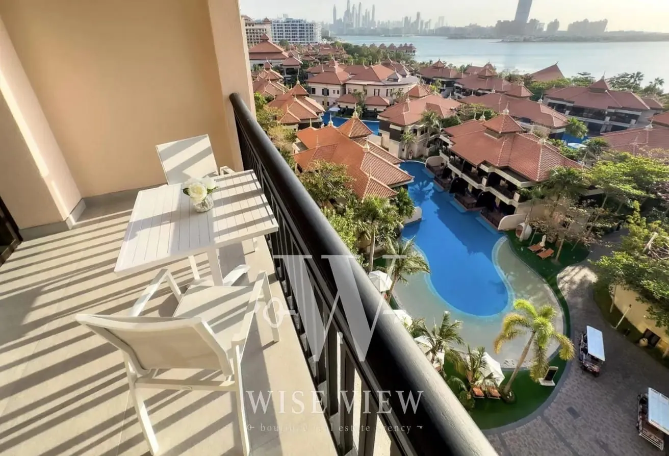Fully Renovated | Full Palm View | High Floor