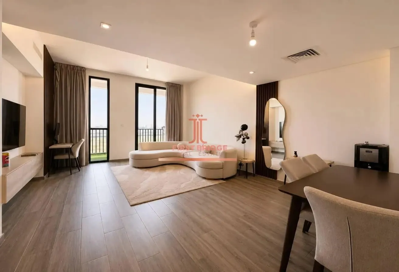 Mid Floor | Vacant | Modern Layout