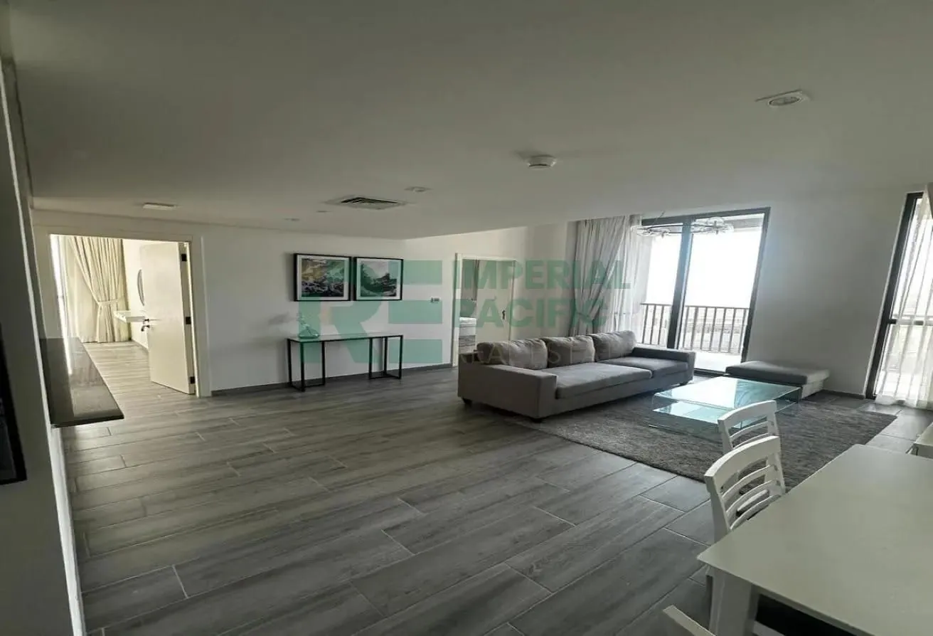 Vacant I Furnished I Multiple Cheques