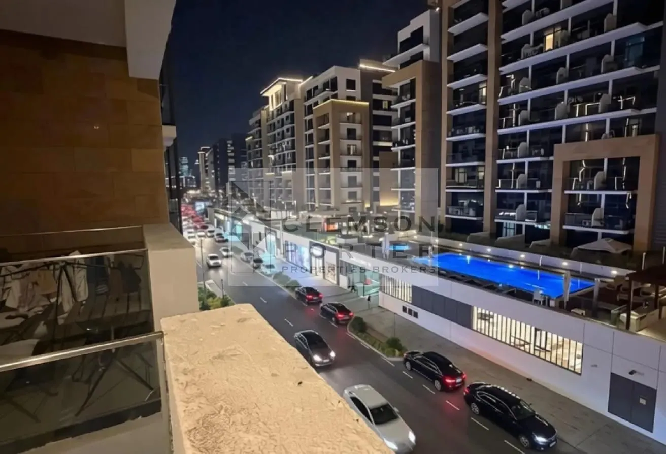 Downtown & Burj Khalifa Views l Furnished Studio