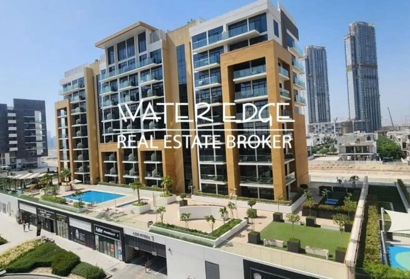 Fully furnished | Pool View | 12 chqs