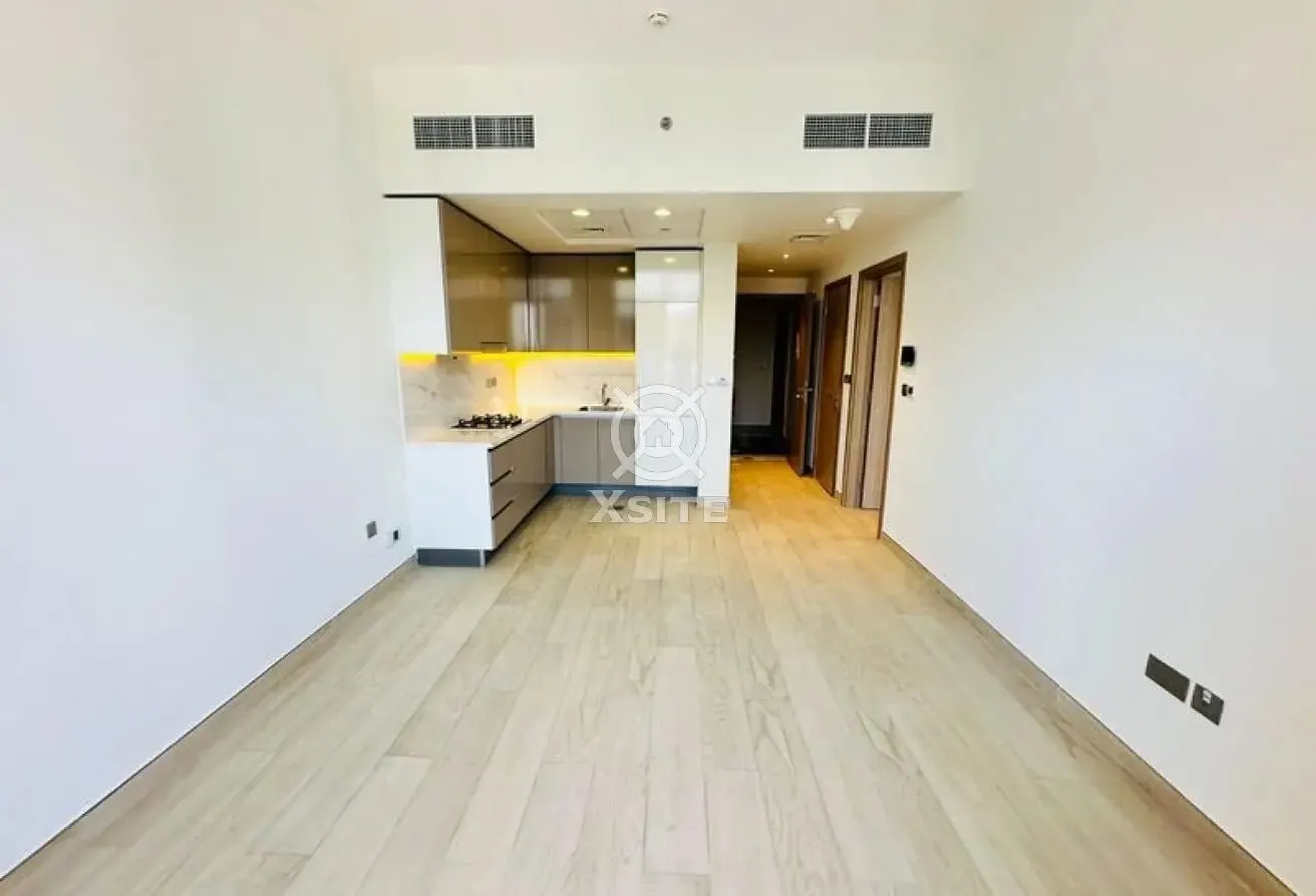 Unfurnished 1 BR | Separate Laundry | Pool View