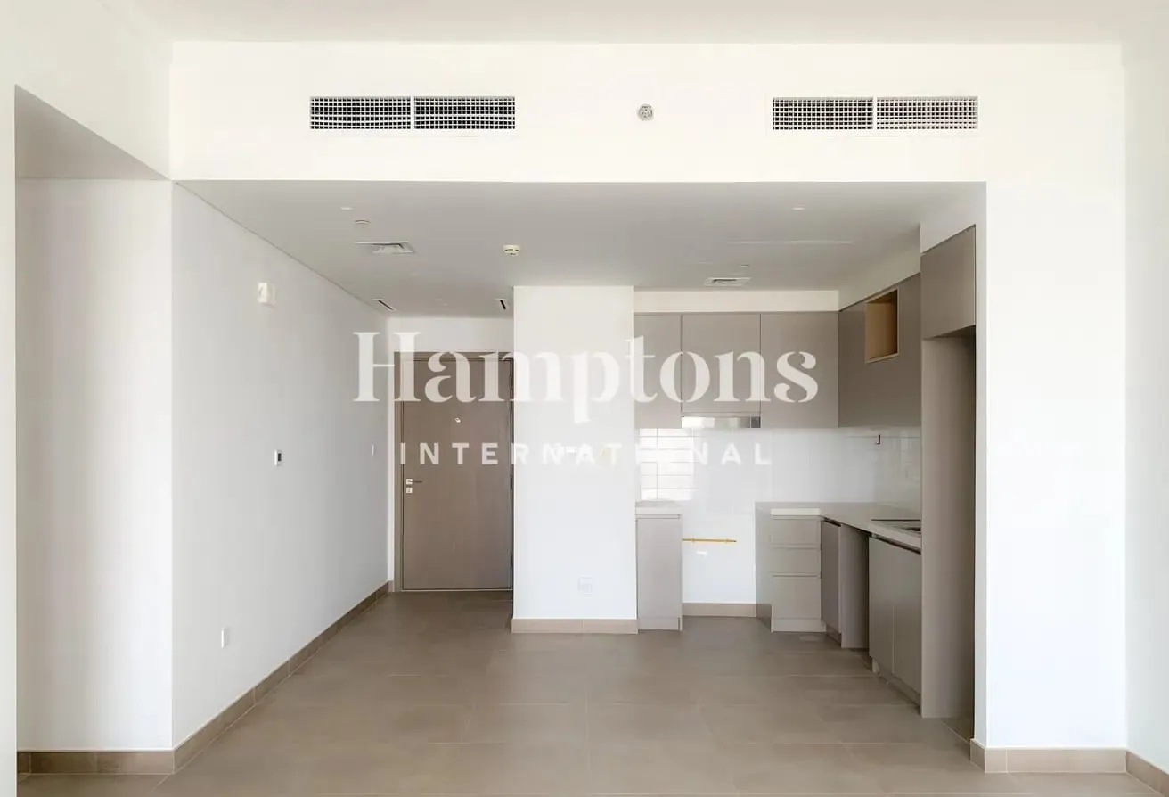 Mid-Floor | Boulevard View | Vacant