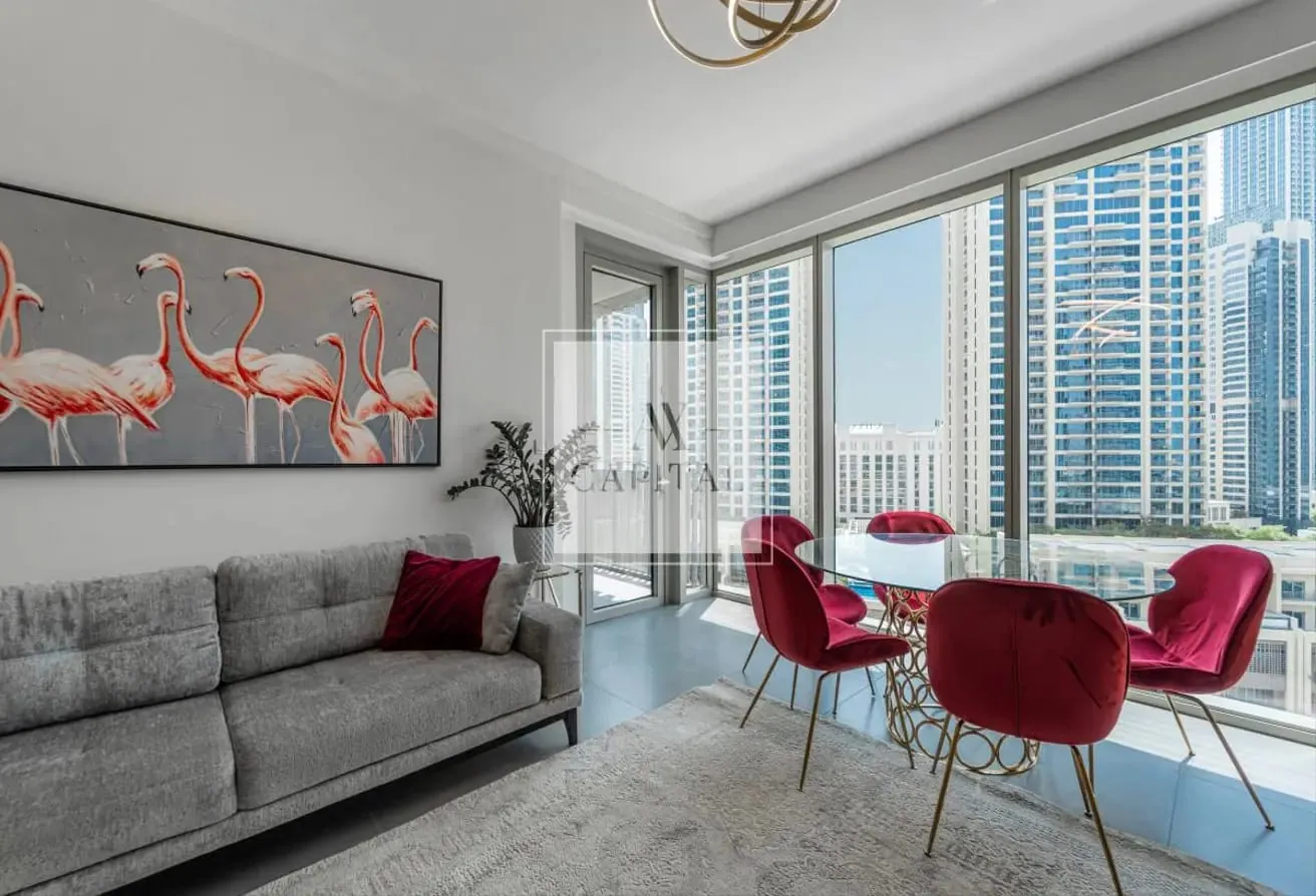 Rent | Furnished | Balcony | Pool | Mid Floor
