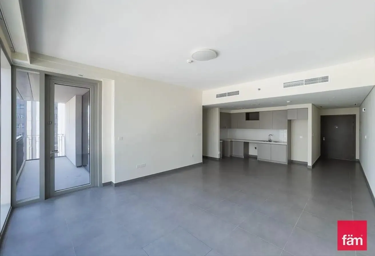 Park View I Spacious I Vacant Low Floor I