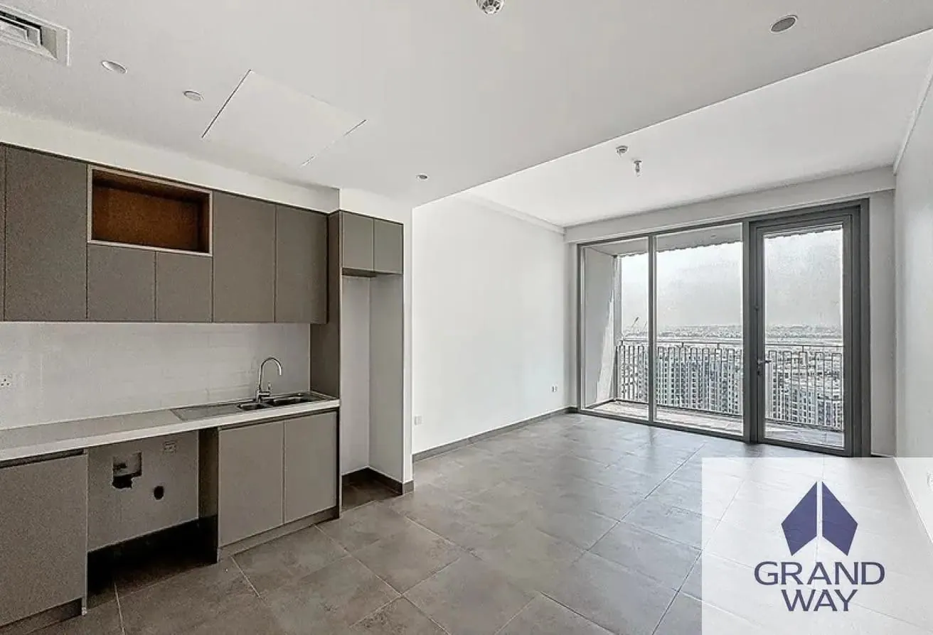 Luxury 3BR+Maid | Creek Views | Prime Living