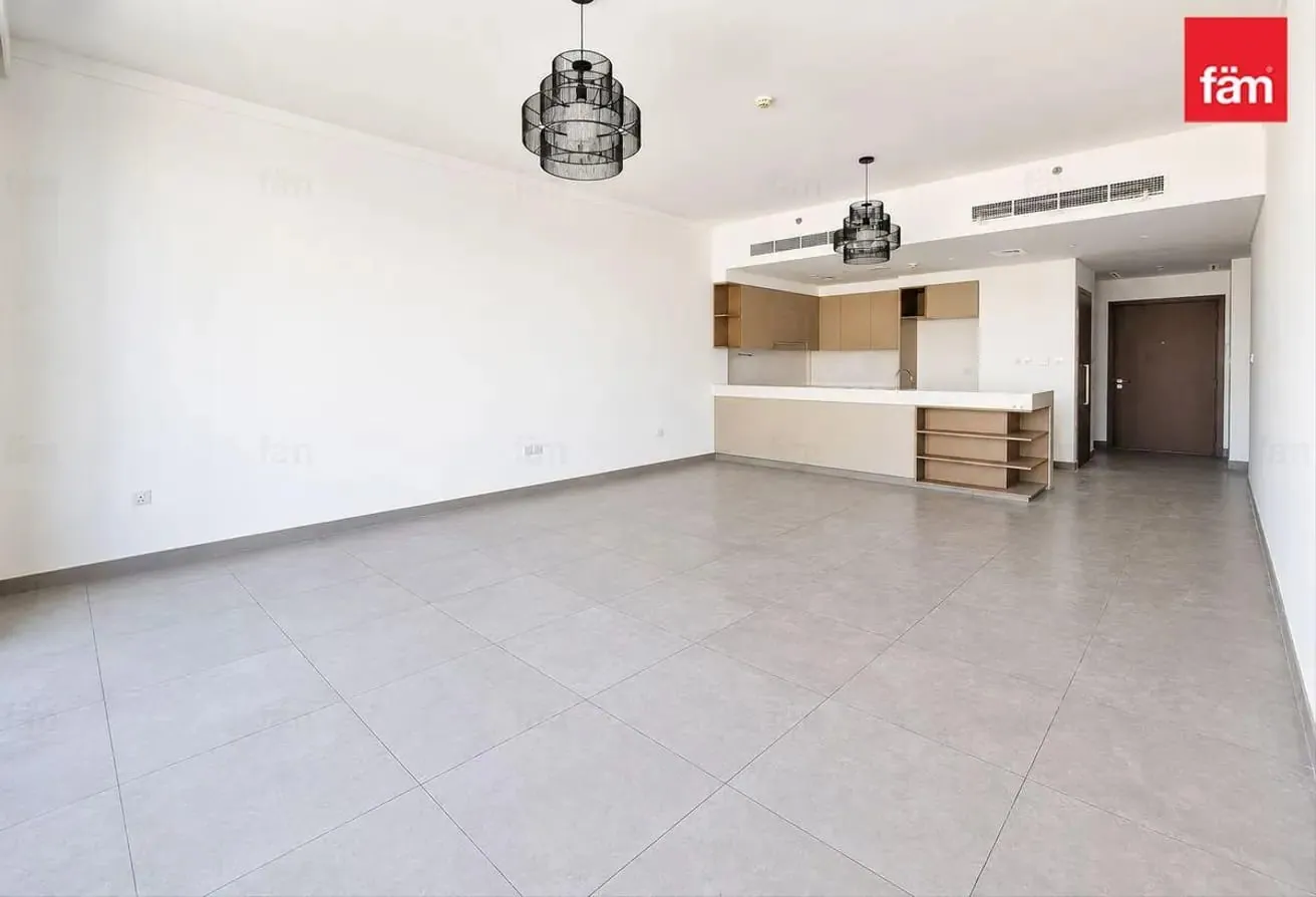 3plus Storage Room|Bright And Spacious|Canal View