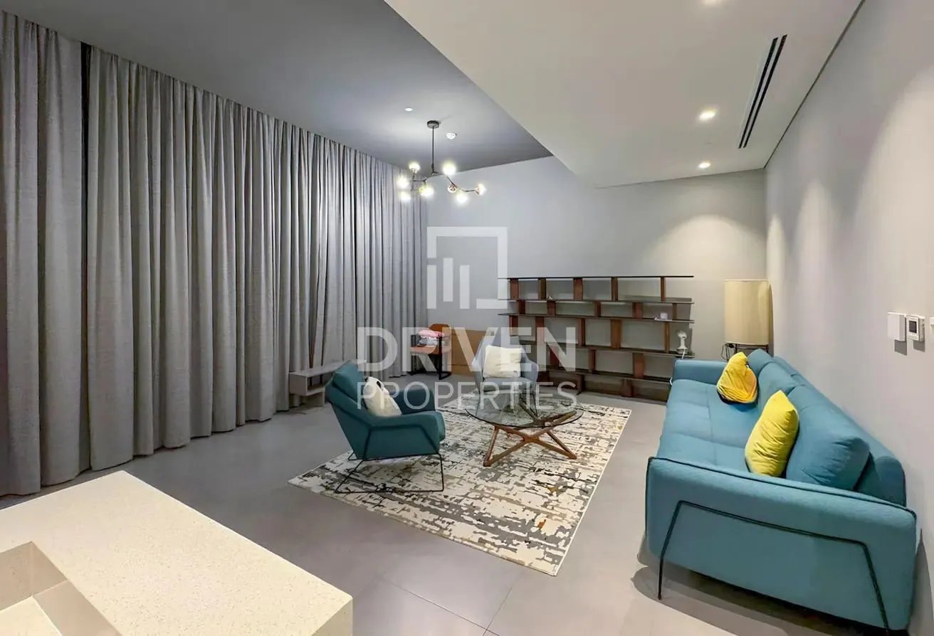 Spacious Living Area | Park View | Fully Furnished