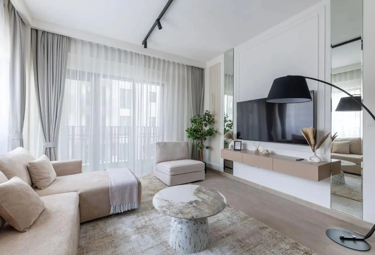 Creek Beach access | Modern interiors | DCH