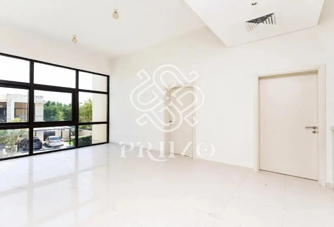 Private Garden | Stunning 5BHK | Luxury