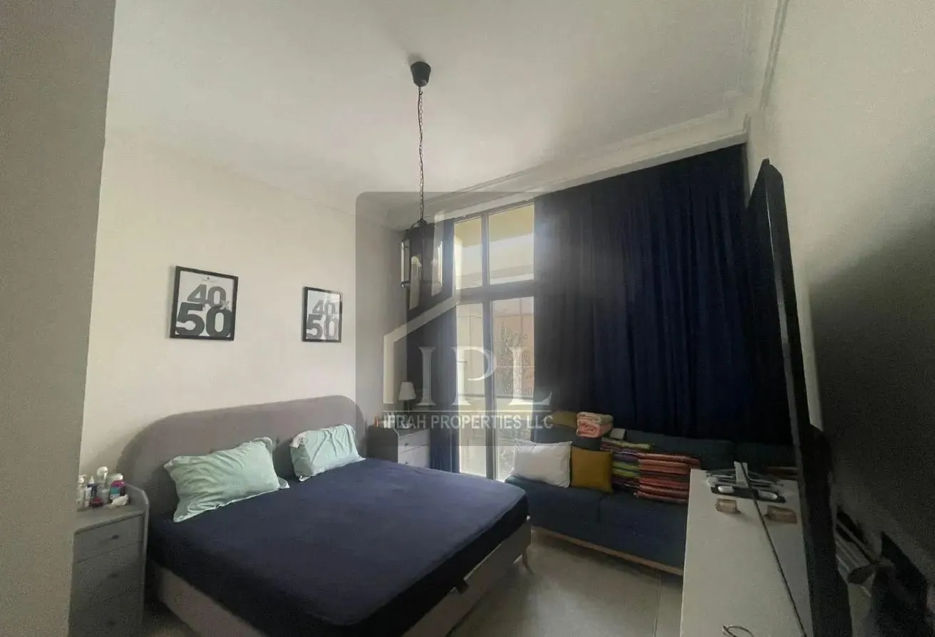 Spacious 3-Bedrooms | Private Garden | Vacant