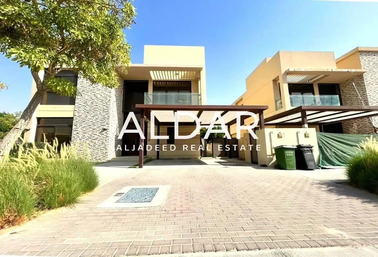 Independent Villa | Corner Unit | Next To Park