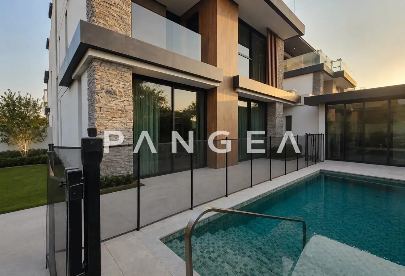 Keys In Hand | Private Swimming Pool | Single Row