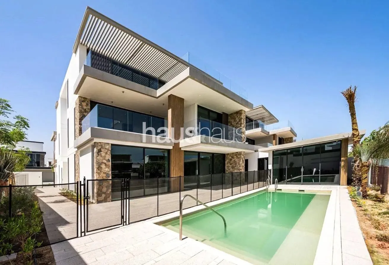 Exclusive | July Handover | Private Pool