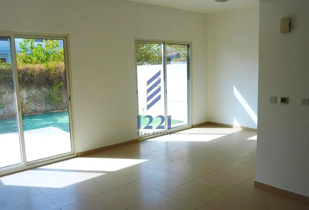 SPACIOUS 3BR | UNFURNISHED | FAMILY COMMUNITY