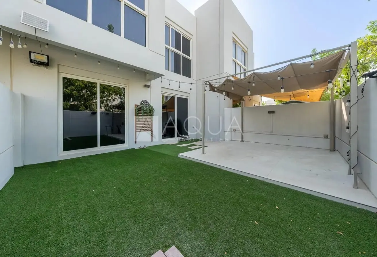 Premium 3 BR Villa | Pool & Park Facing