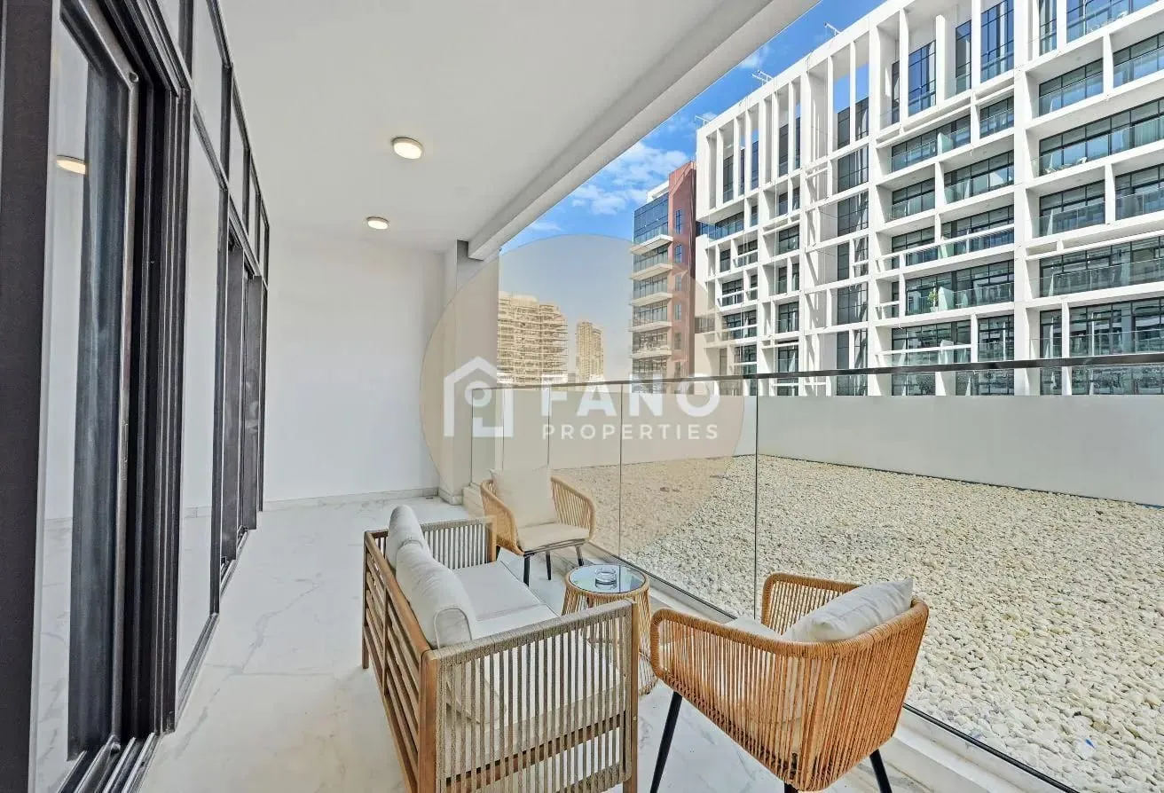 Fully Furnished Ready to Move In Well-Maintained
