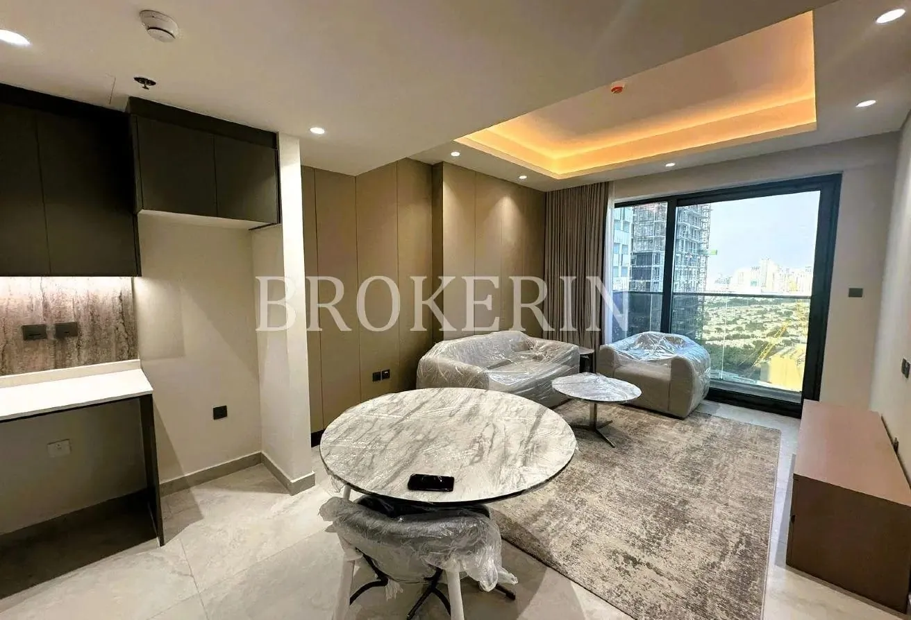 OPEN VIEW + BRIGHT | HIGH FLOOR | PRIME LOCATION