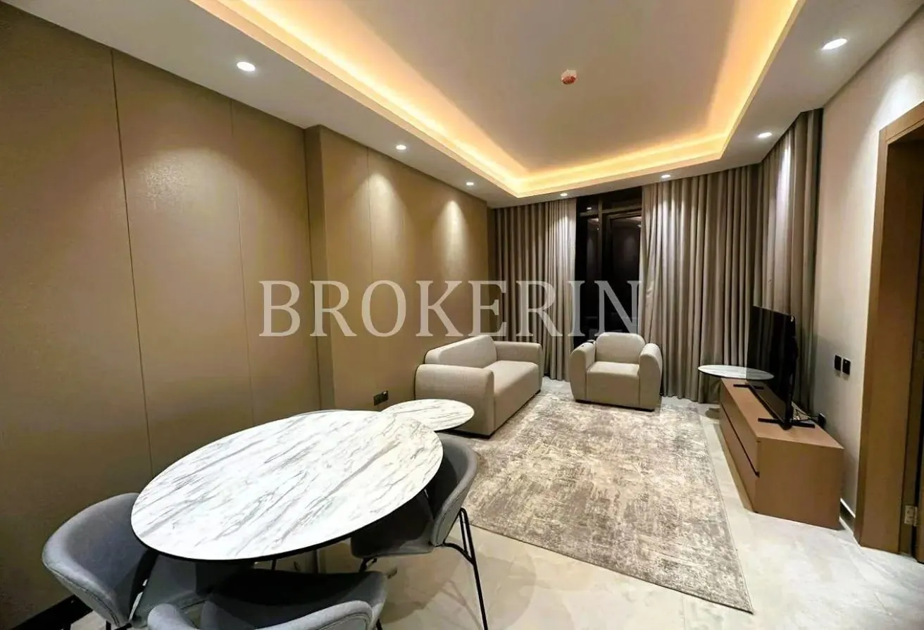 HIGH FLOOR, FULLY FURNISH, OPEN VIEW, MOVE IN NOW