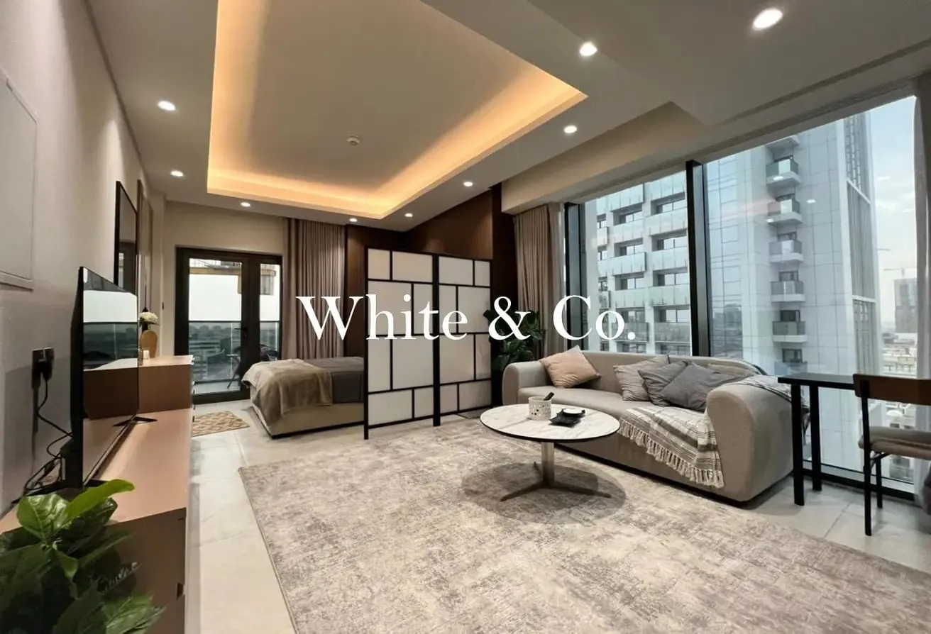 Corner Unit | Fully Furnished | Modern