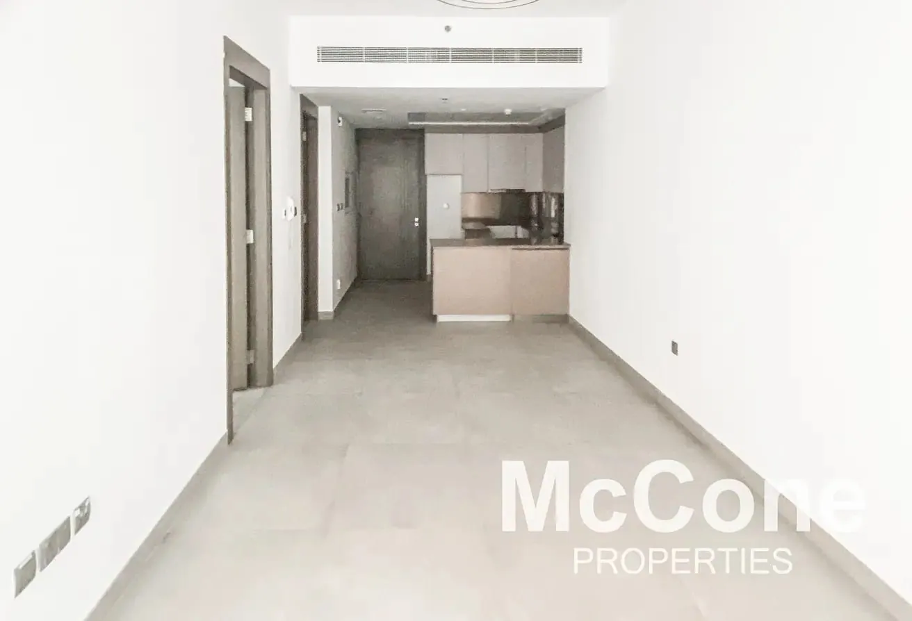 Unfurnished | Rooftop | Close to Exit