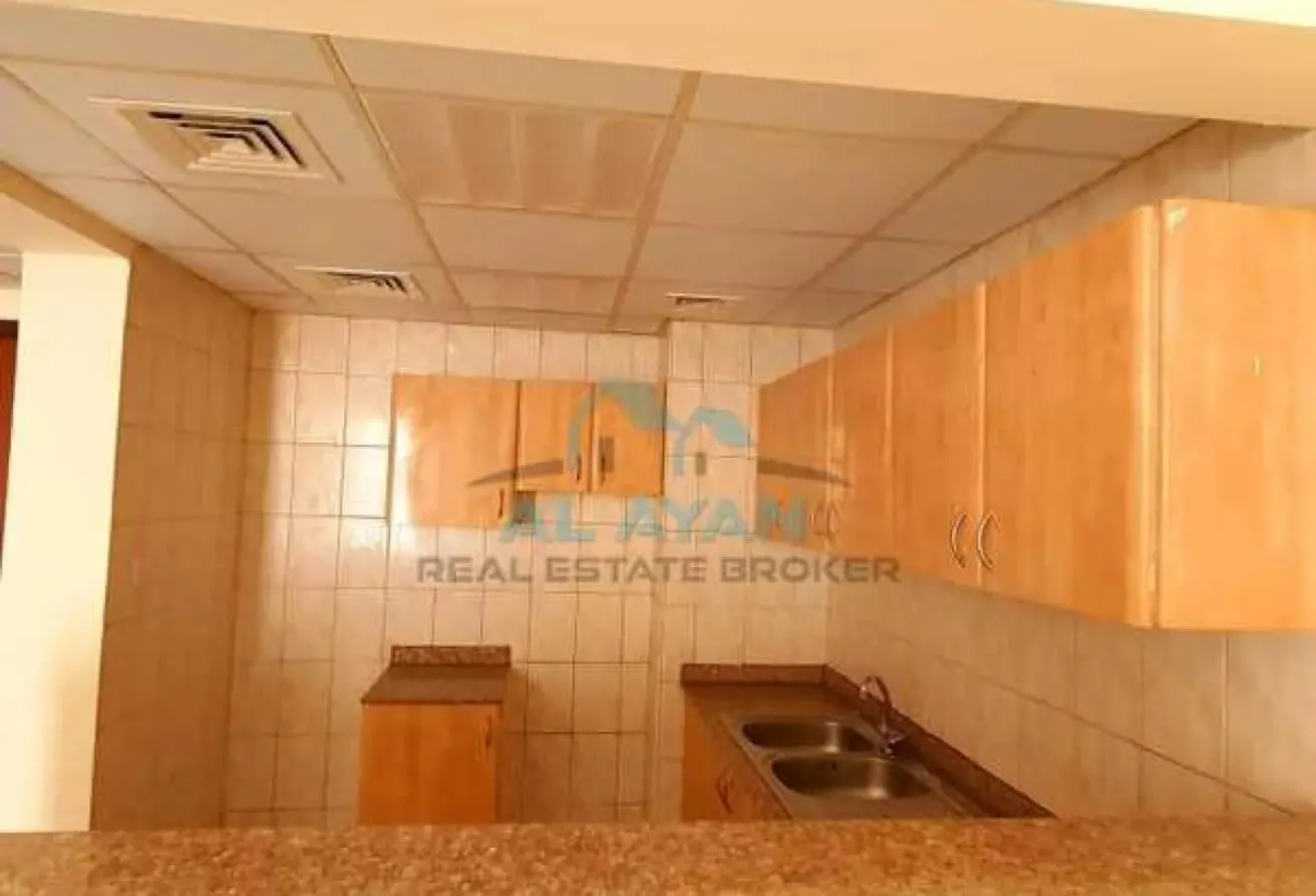 ONE BEDROOM NO BALCONY FOR RENT IN SPAIN CLUSTER