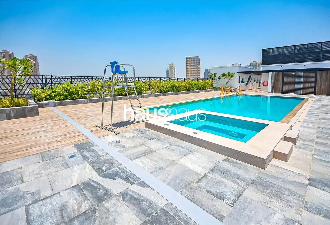 Multiple cheques | 2 bed pluse storage | Vacant