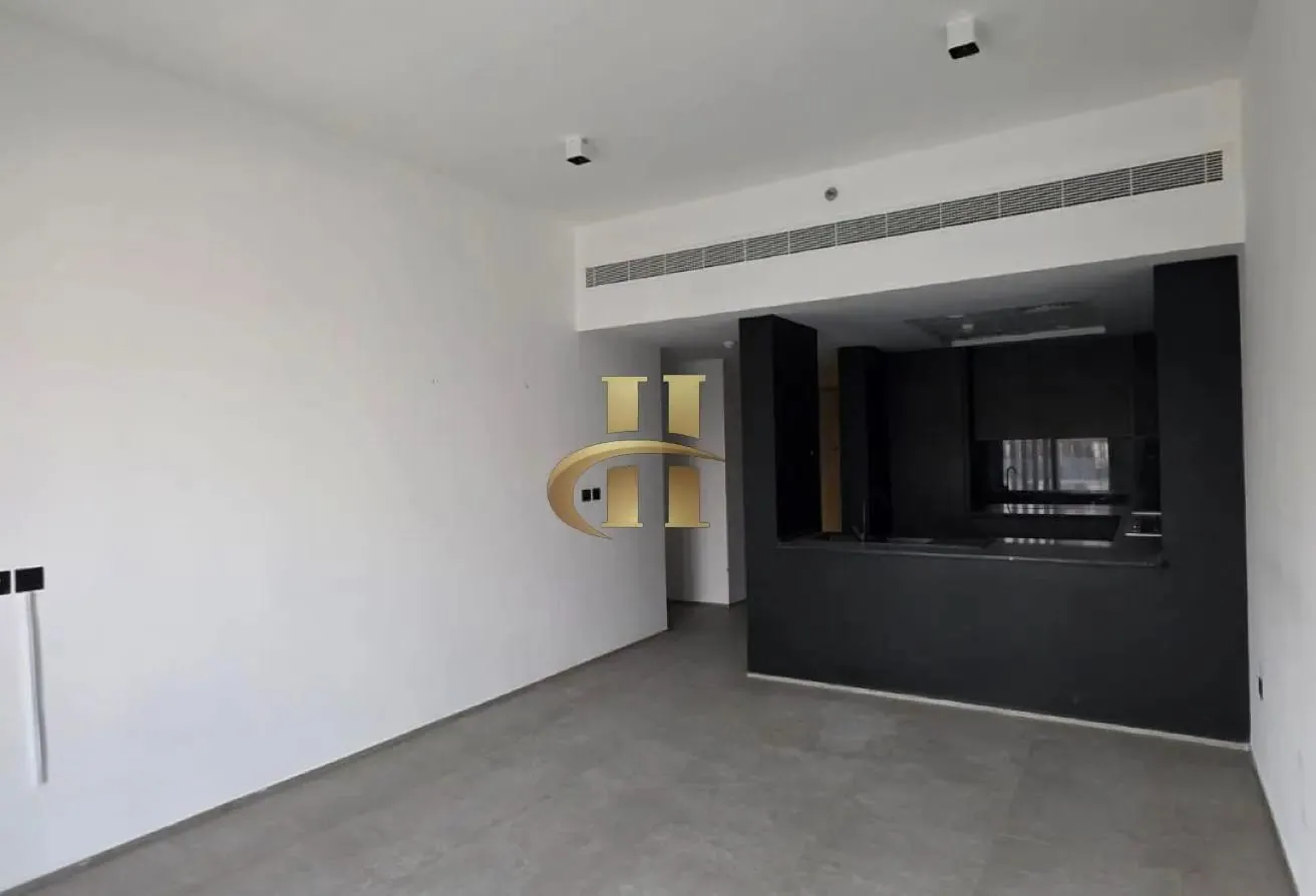 Ready to Move | Spacious Size | Prime Location