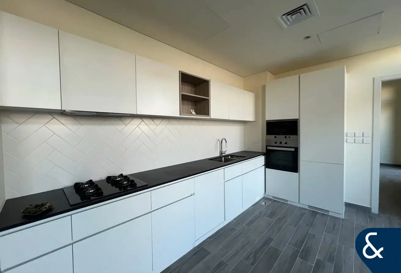 Spacious Layout | Upgraded | Ready To Move