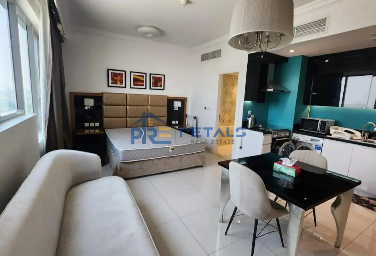 Best Deal Luxury Fully Furnished Studio