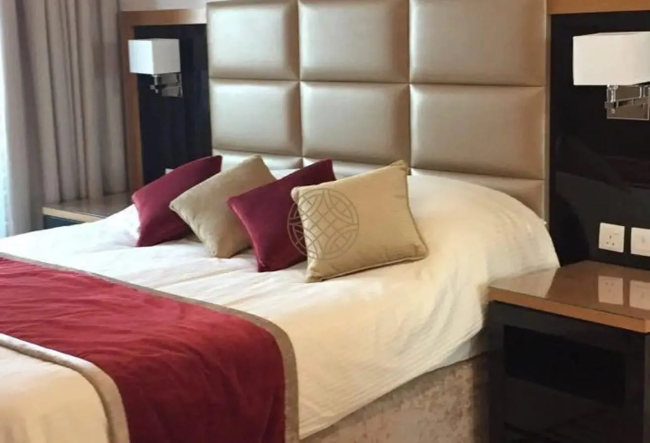 Furnished | High Floor | Ready To Move