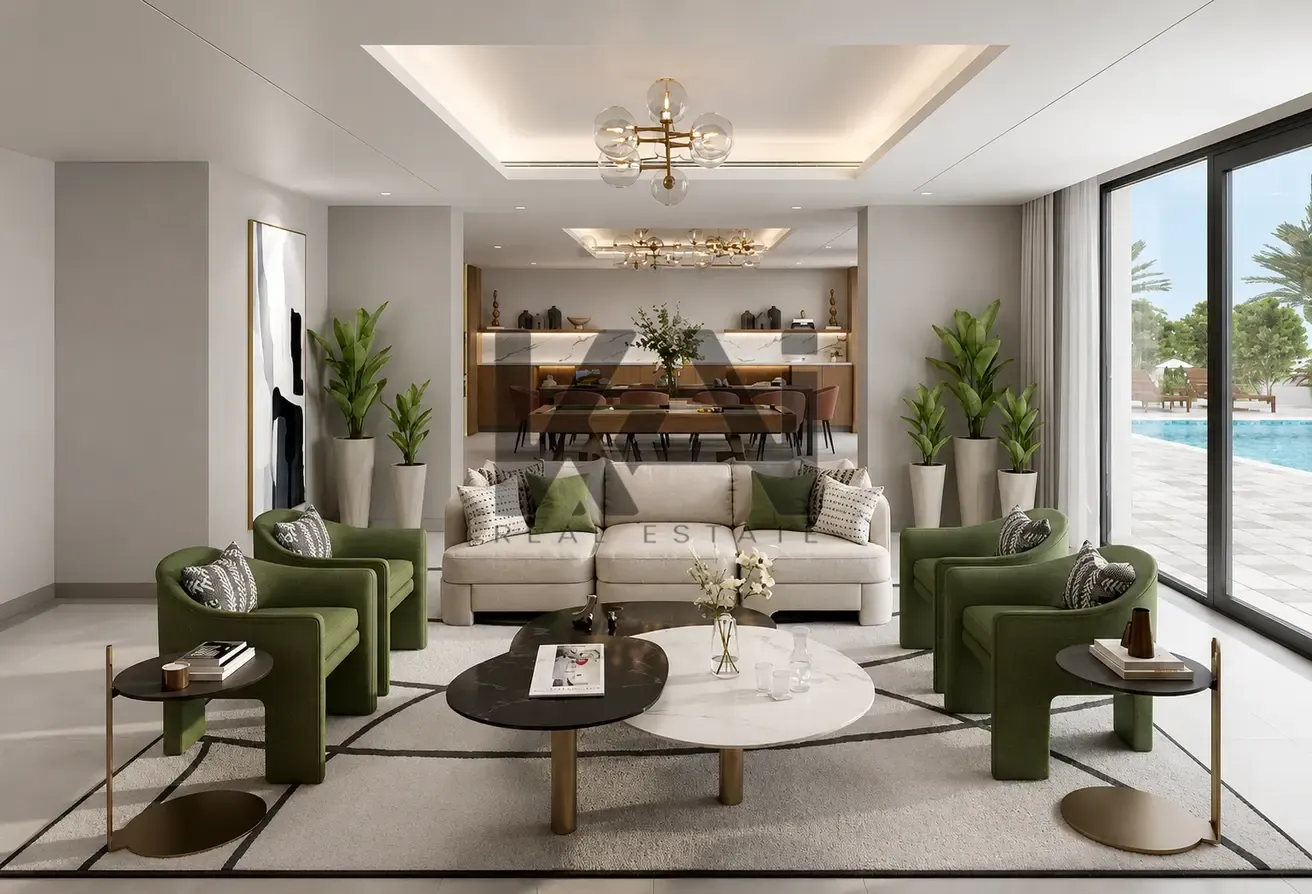 Corner Unit | Pool View | Close to Metro