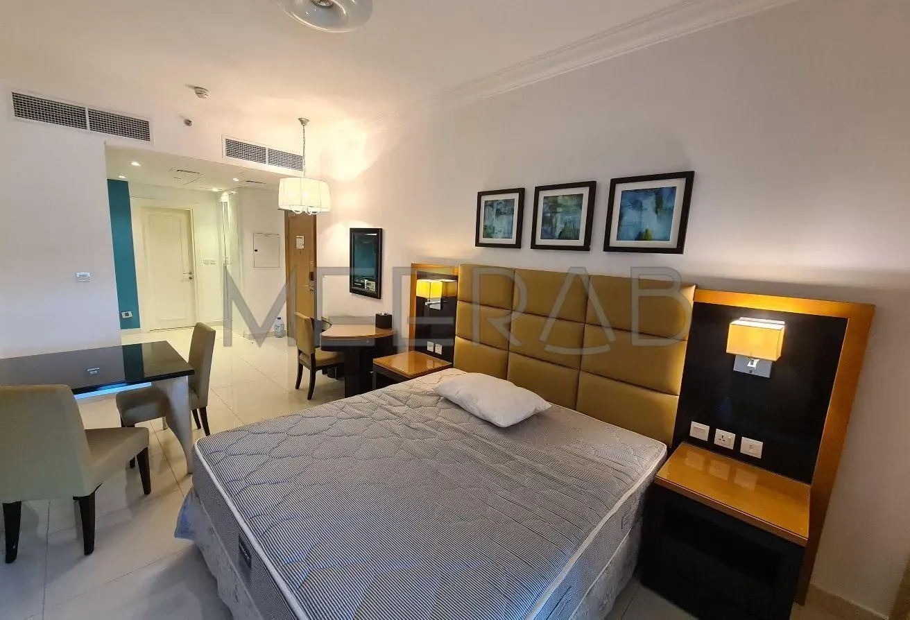 Large Fully Furnished Studio|With Balcony | Vacant