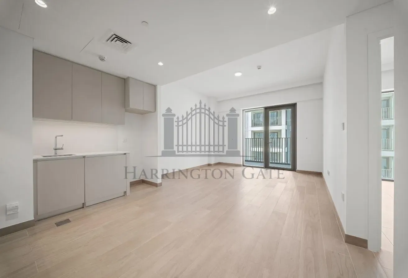 Modern 1BR Apartment | unfurnished & Ready